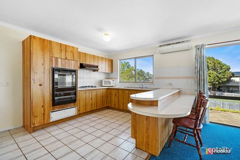 Property photo of 3 Doyle Court Lakes Entrance VIC 3909