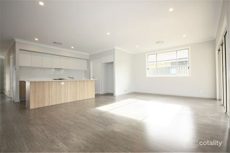Property photo of 77 Nicholson Parade Spring Farm NSW 2570