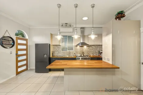 Property photo of 57 Fegen Drive Moorooka QLD 4105