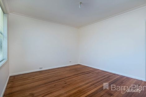 33a Kingswood Cres, Noble Park North, VIC 3174