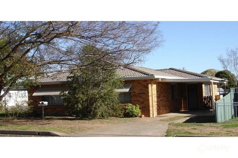10 Willow St, South Tamworth, NSW 2340