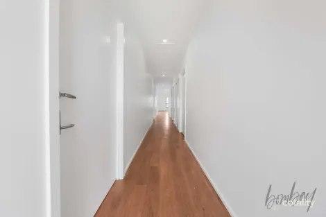 Property photo of 16 Numbat Drive Beveridge VIC 3753