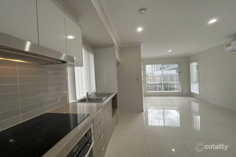 2/3 Jones St, Bundamba, QLD 4304