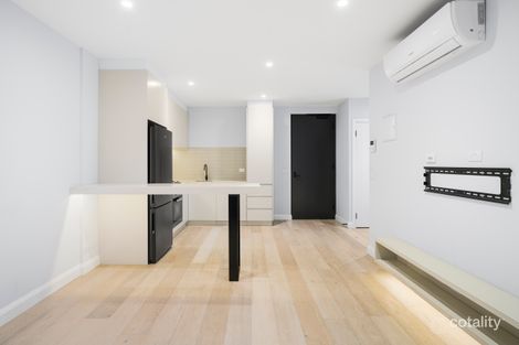 Property photo of 105/51 Ormond Esplanade Elwood VIC 3184