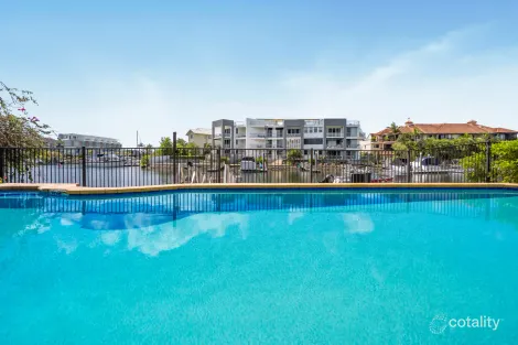 5/79 Bayview St, Runaway Bay, QLD 4216