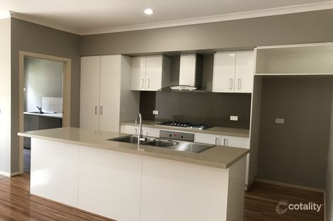 Property photo of 15 Admiralty Lane Sydenham VIC 3037