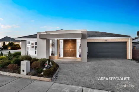 12 Cedarbank Ct, Cranbourne East, VIC 3977