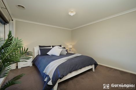 Property photo of 5 Lusitano Way Clyde North VIC 3978