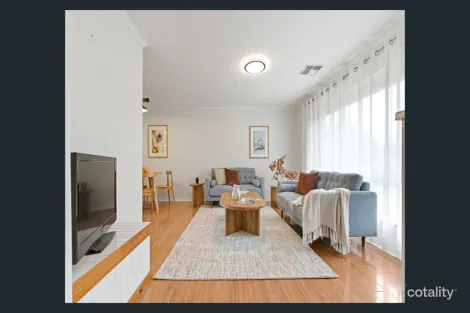 Property photo of 8 Benjamin Way Mount Barker SA 5251