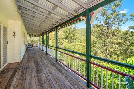 Property photo of 8 Glen Circuit Clagiraba QLD 4211