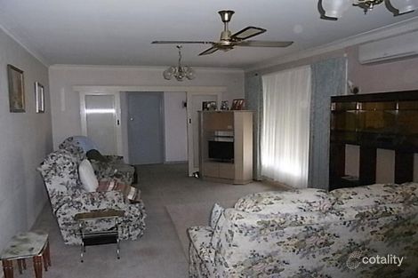 17 Hodgins Rd, Hastings, VIC 3915