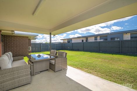 Property photo of 8 Springbrook Close Parkhurst QLD 4702