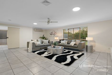 Property photo of 9 Dewberry Close Eight Mile Plains QLD 4113