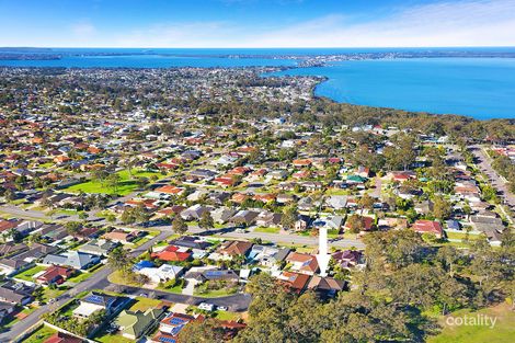 Property photo of 4 Surrey Close Kanwal NSW 2259