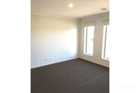 Property photo of 3 Grace Court Beveridge VIC 3753