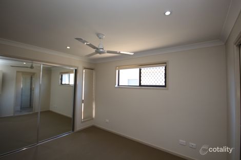 Property photo of 1/4 Stathis Place Bundamba QLD 4304