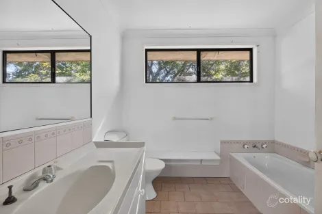 Property photo of 13 Bingara Road Macquarie Fields NSW 2564
