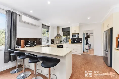 Property photo of 151 Bayview Road Officer VIC 3809