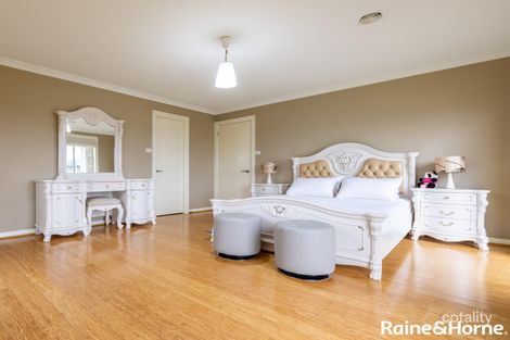 Property photo of 5 Blackwood Close Kelso NSW 2795