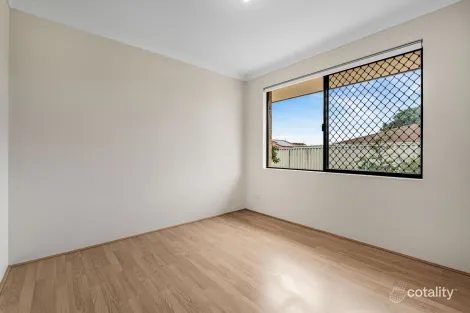 Property photo of 23 Waylen Square Beeliar WA 6164