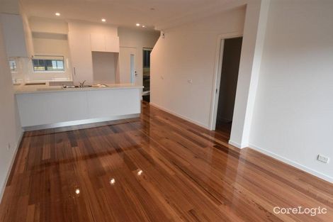 Property photo of 2/5 Fawkner Road Pascoe Vale VIC 3044