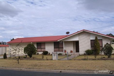 15 Mackenzie St, Stanthorpe, QLD 4380