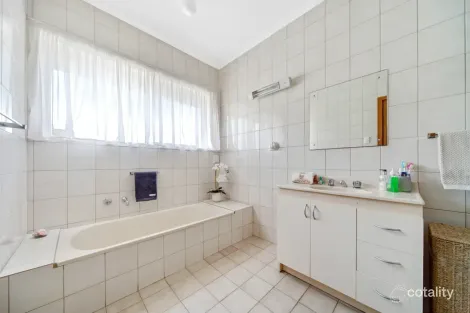 Property photo of 8 Starr Street Findon SA 5023