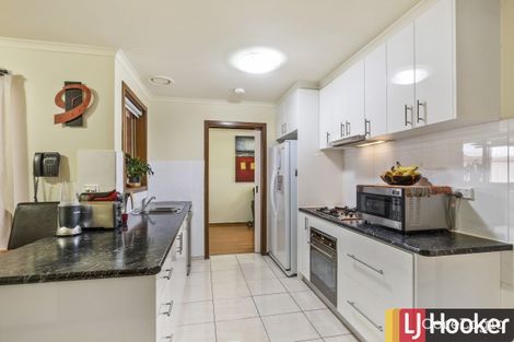 Property photo of 46 Bourke Crescent Hoppers Crossing VIC 3029