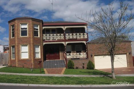Property photo of 6 Damask Place Niddrie VIC 3042