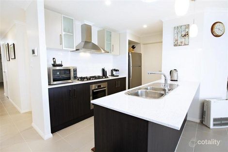 Property photo of 5 Foothills Terrace Glenmore Park NSW 2745
