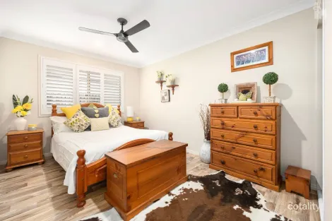 Property photo of 35 Jonwest Close Torquay QLD 4655