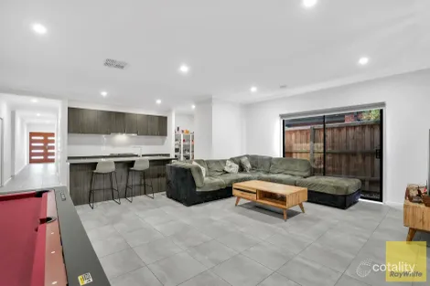 Property photo of 3 Midewin Way Wyndham Vale VIC 3024
