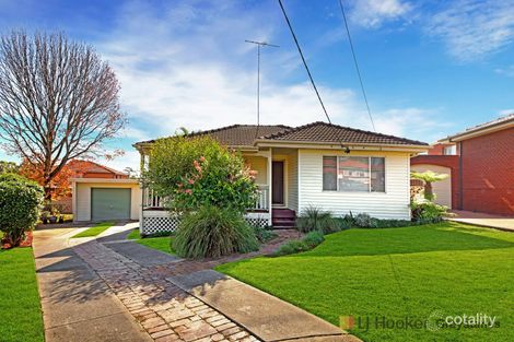 Property photo of 16 Wayne Crescent Greystanes NSW 2145