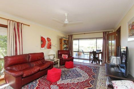 Property photo of 10 Dandarbong Crescent Goulburn NSW 2580