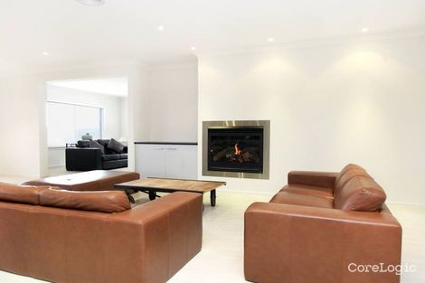 Property photo of 1 Carisbrook Circuit Truganina VIC 3029