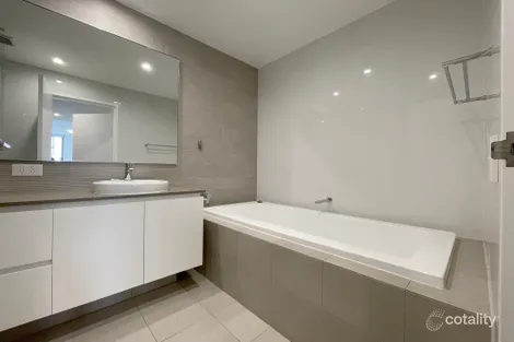 Property photo of 402/5 Grattan Close Forest Lodge NSW 2037
