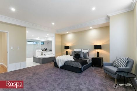 Property photo of 6 Mercator Close North Coogee WA 6163