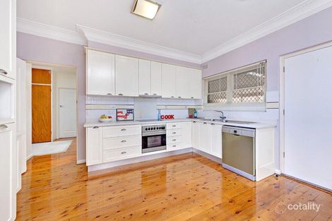 Property photo of 12 Braeside Crescent Earlwood NSW 2206