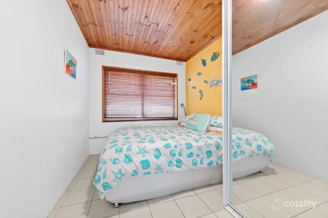 Property photo of 10/37 Ocean View Drive Wamberal NSW 2260