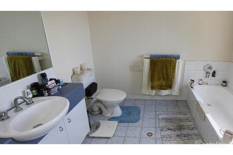 Property photo of 7/10 Chapman Place Oxley QLD 4075