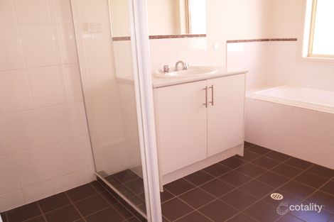 Property photo of 11 Mountain Ash Court Hackham SA 5163