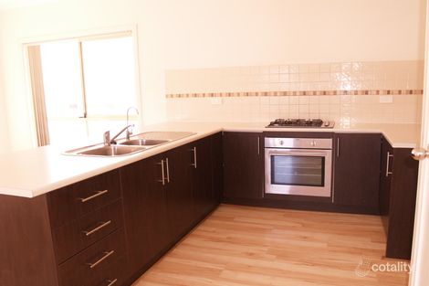 Property photo of 11 Mountain Ash Court Hackham SA 5163