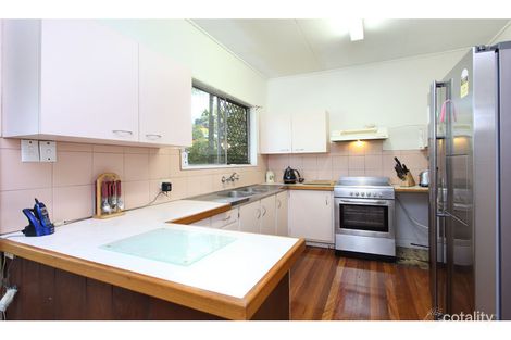 Property photo of 27 Bellot Street Wishart QLD 4122