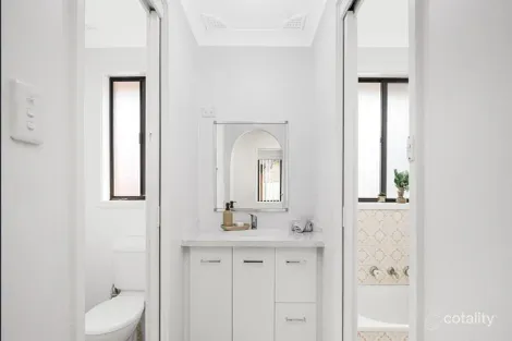 Property photo of 12 Lily Street Wetherill Park NSW 2164