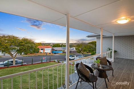 Property photo of 20 Cresthaven Drive Mansfield QLD 4122