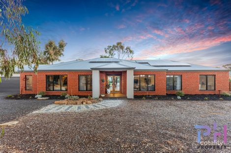 27 Golf Links Rd, Maiden Gully, VIC 3551