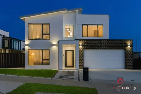 Property photo of 121 Sculthorpe Avenue Whitlam ACT 2611