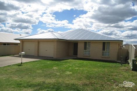 Property photo of 19 Karong Avenue Maryland NSW 2287
