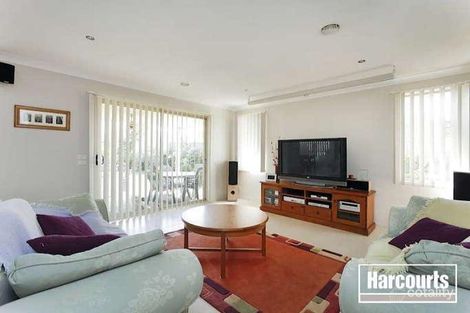 Property photo of 10 Sunflower Place Berwick VIC 3806