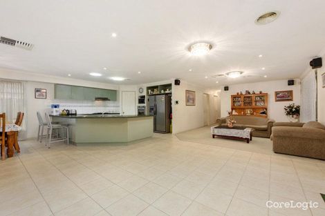 Property photo of 13 Millstream Way Caroline Springs VIC 3023